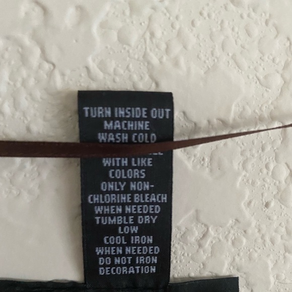 INC top,  excellent condition just wore once. - Picture 4 of 6